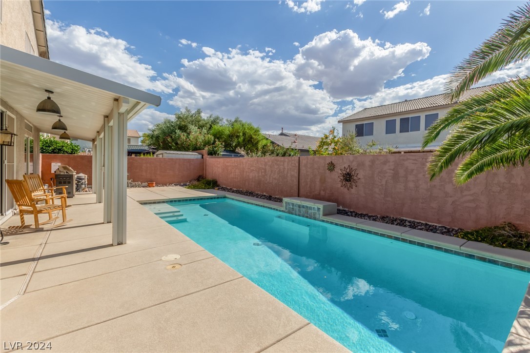 8337 Belmont Valley Street