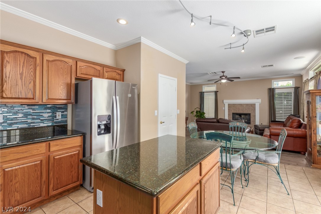 8337 Belmont Valley Street