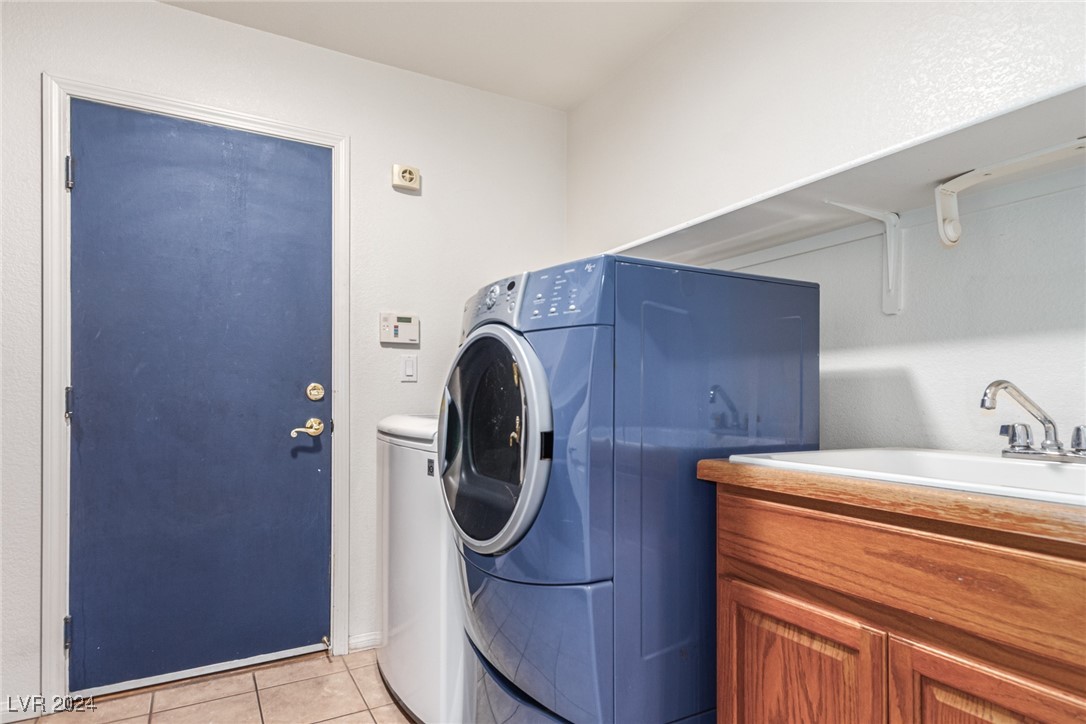 8337 Belmont Valley Street