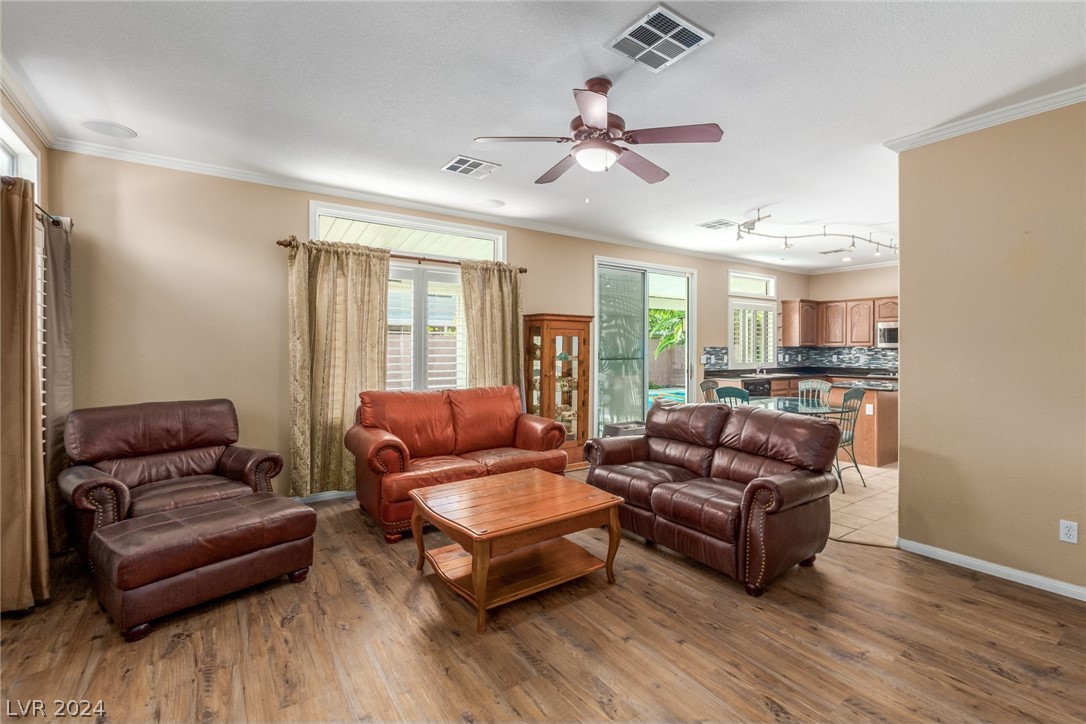 8337 Belmont Valley Street