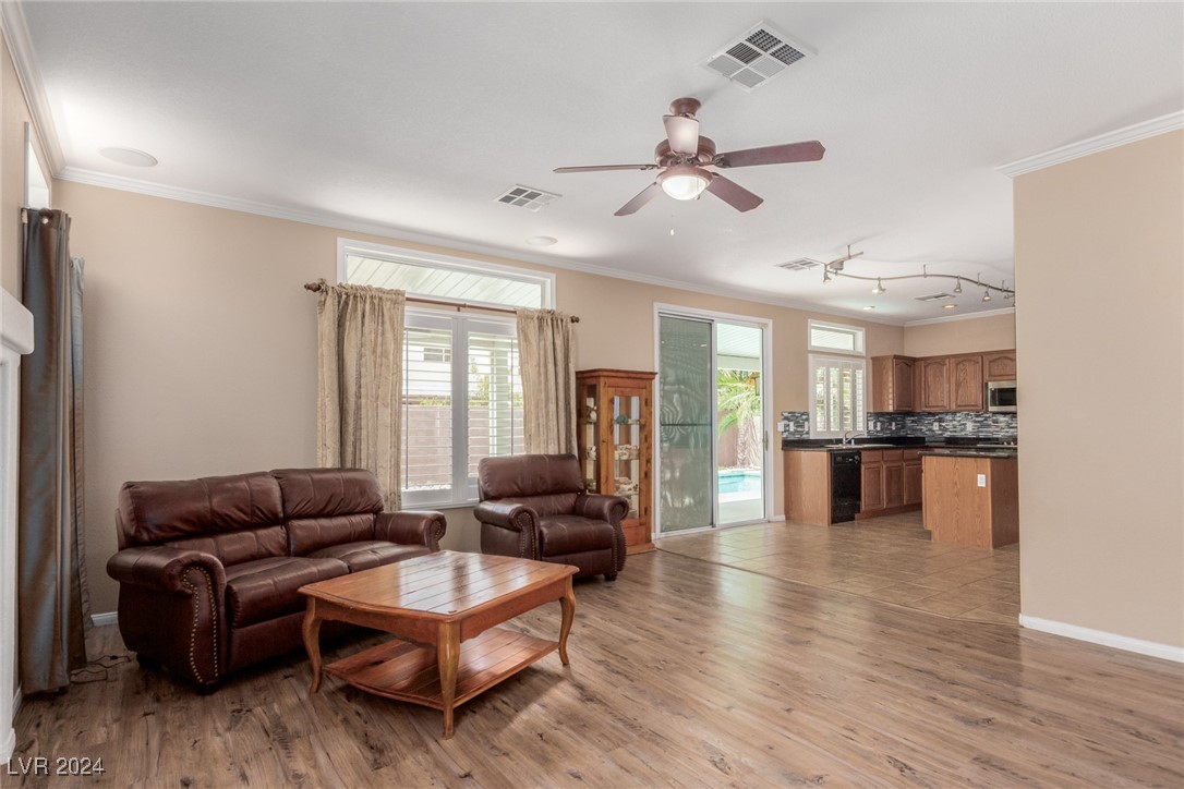 8337 Belmont Valley Street