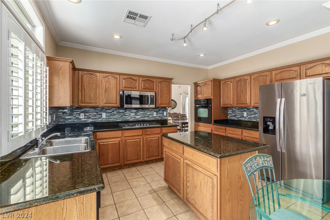 8337 Belmont Valley Street