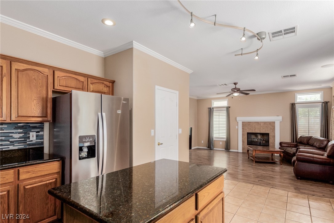 8337 Belmont Valley Street