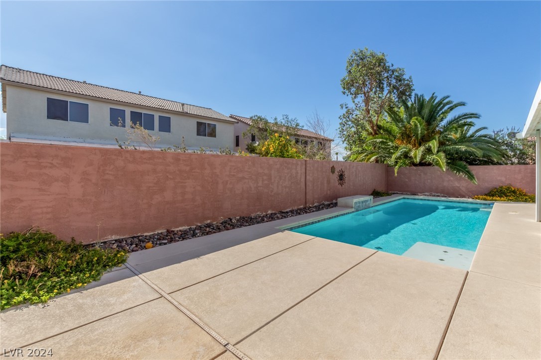 8337 Belmont Valley Street