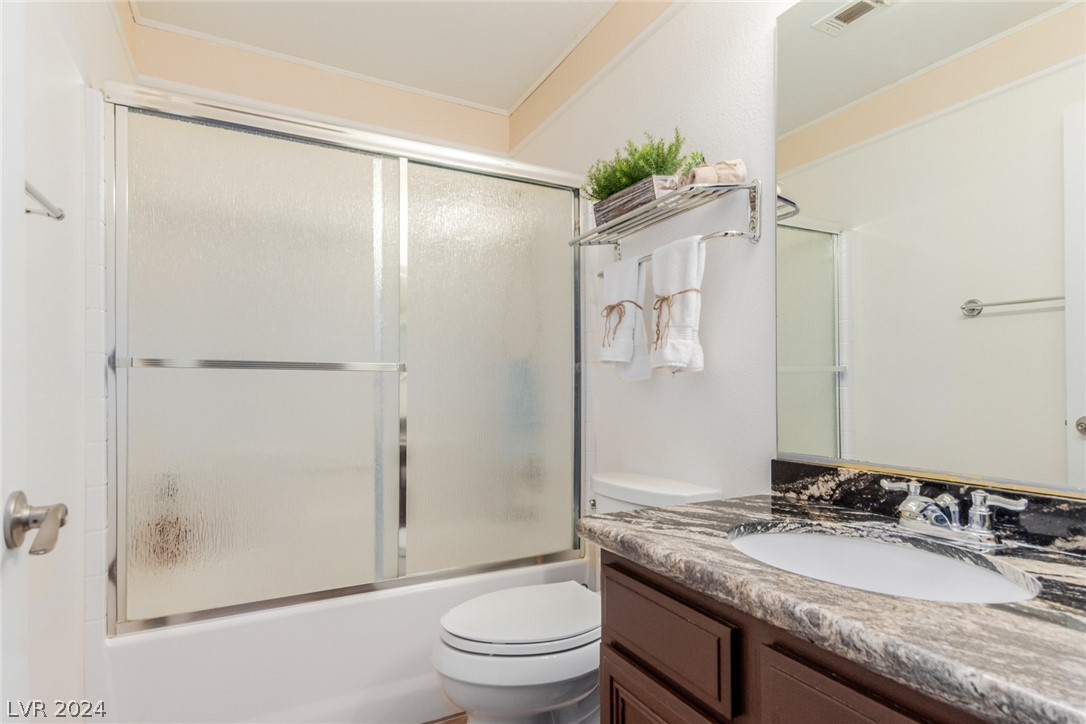 1220 Diamond Valley Street