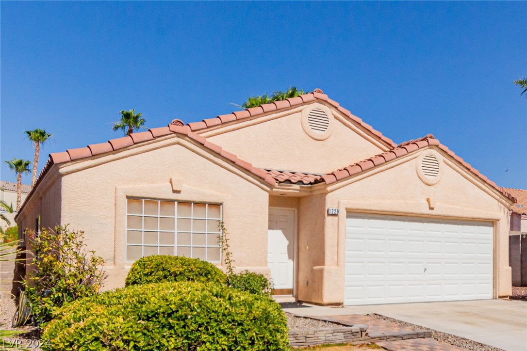 1220 Diamond Valley Street