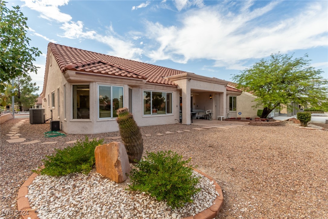 2624 Golfside Drive