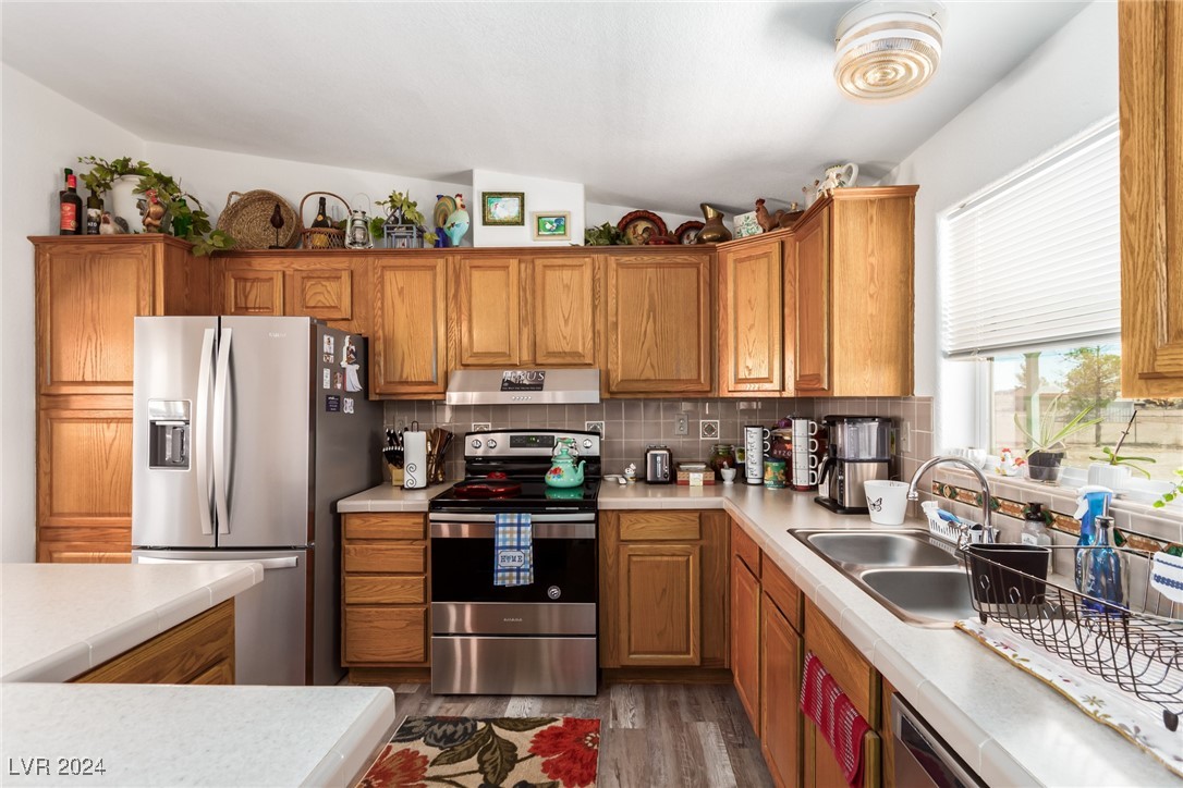 3331 Maple Road