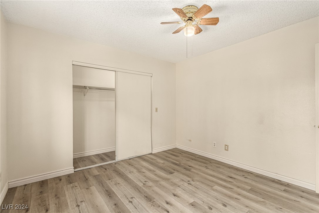 5576 West Rochelle Avenue 33A