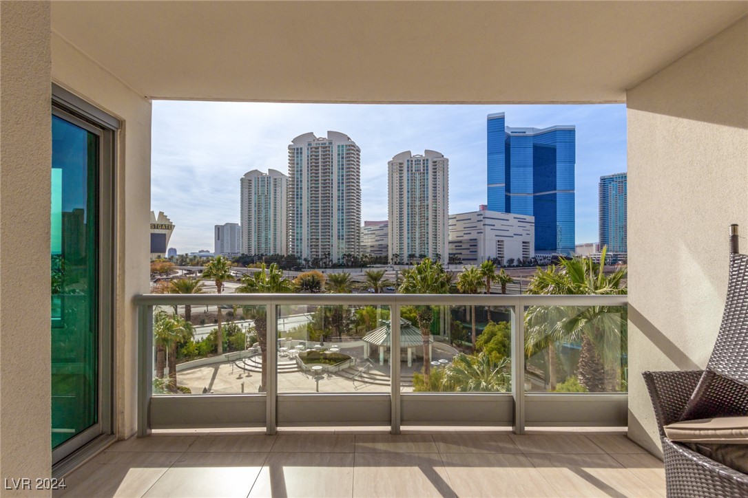 222 Karen Avenue 401