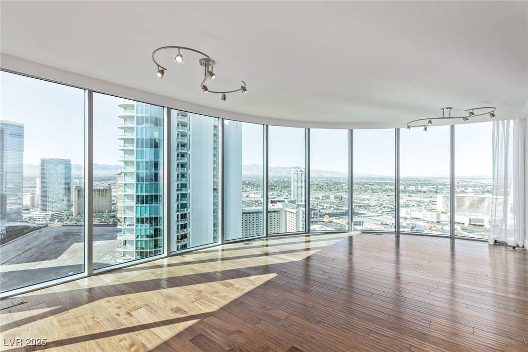 322 Karen Avenue 3808/3804