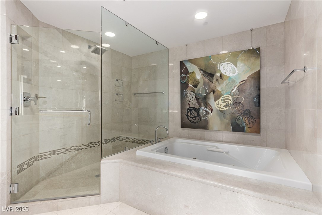 322 Karen Avenue 3808/3804