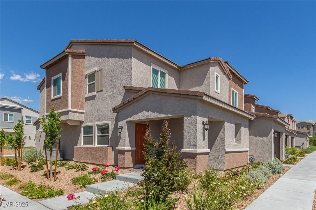 6208 Rathbone Street