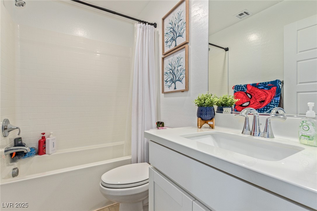 6208 Rathbone Street