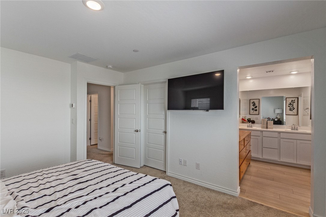 6208 Rathbone Street