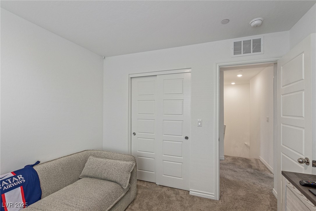 6208 Rathbone Street