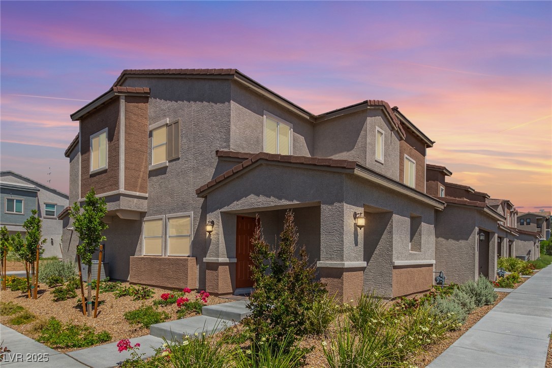 6208 Rathbone Street