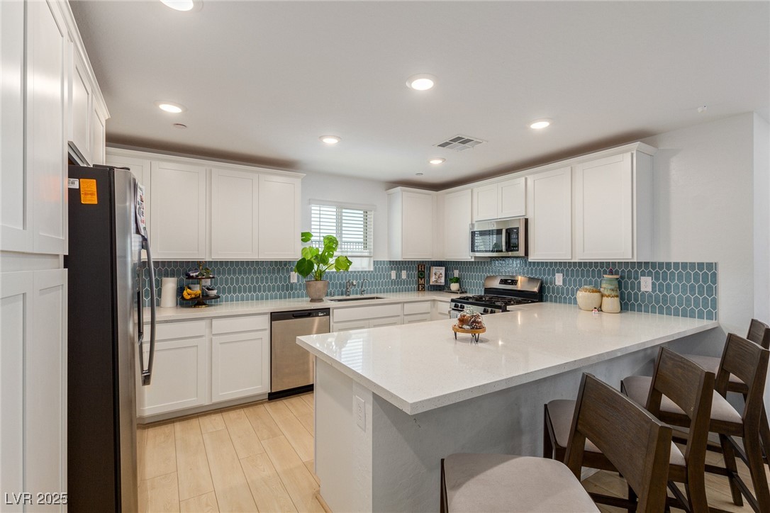 6208 Rathbone Street