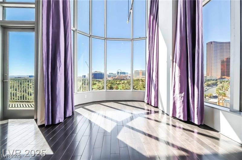 360 East Desert Inn Road 807
