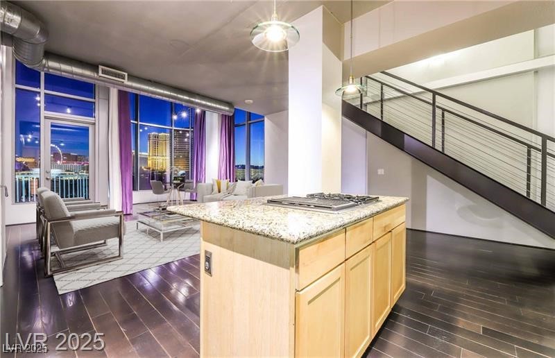 360 East Desert Inn Road 807