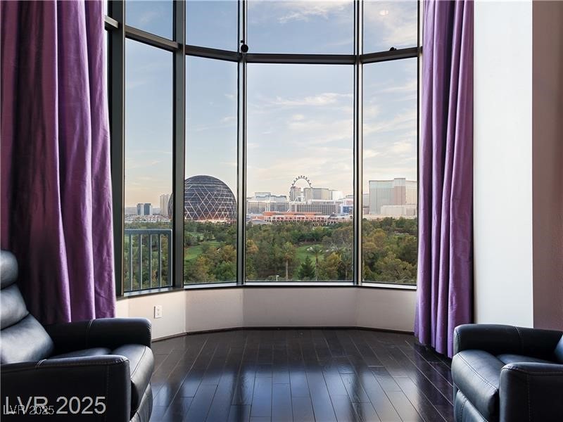 360 East Desert Inn Road 807