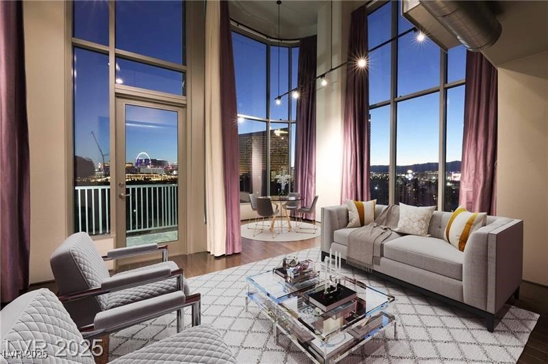 360 East Desert Inn Road 807