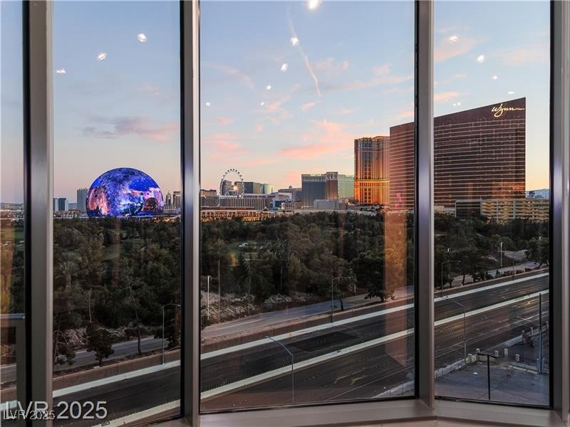 360 East Desert Inn Road 807