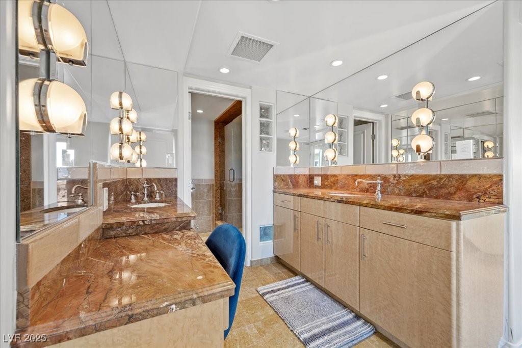 3111 Bel Air Drive 28C