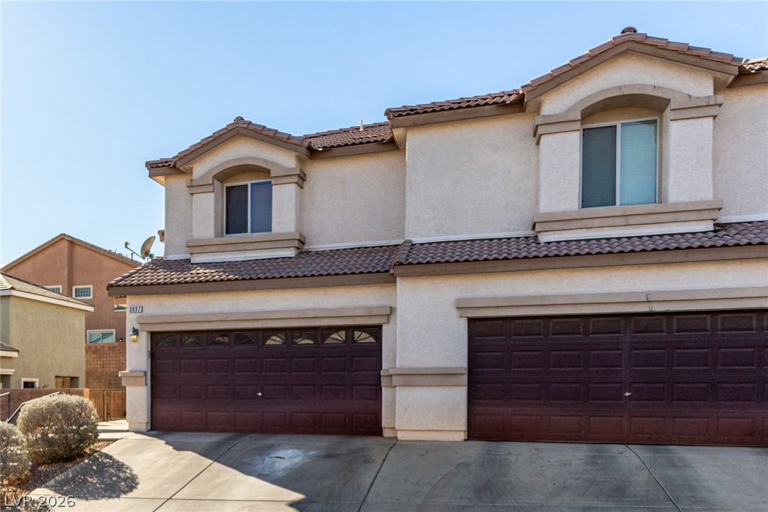 3337 Morning Amber Street