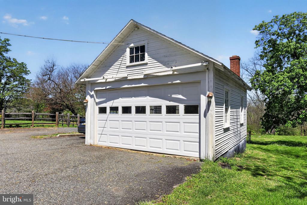 5741 BOYERTOWN PIKE