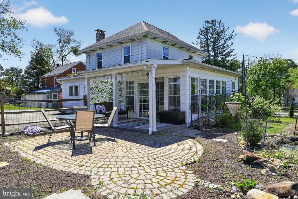 5741 BOYERTOWN PIKE
