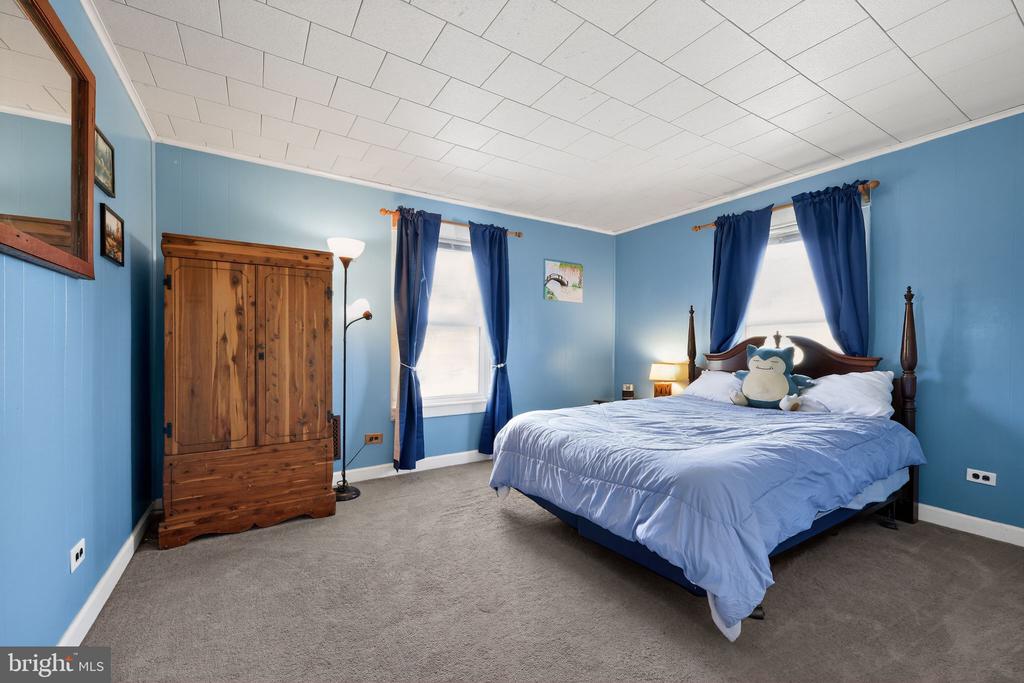 5741 BOYERTOWN PIKE