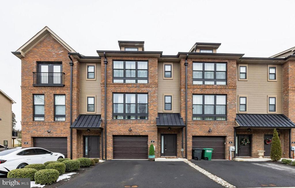 27 SIENNA PLACE