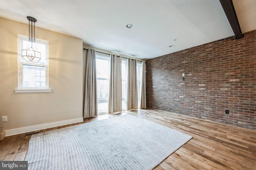 27 SIENNA PLACE