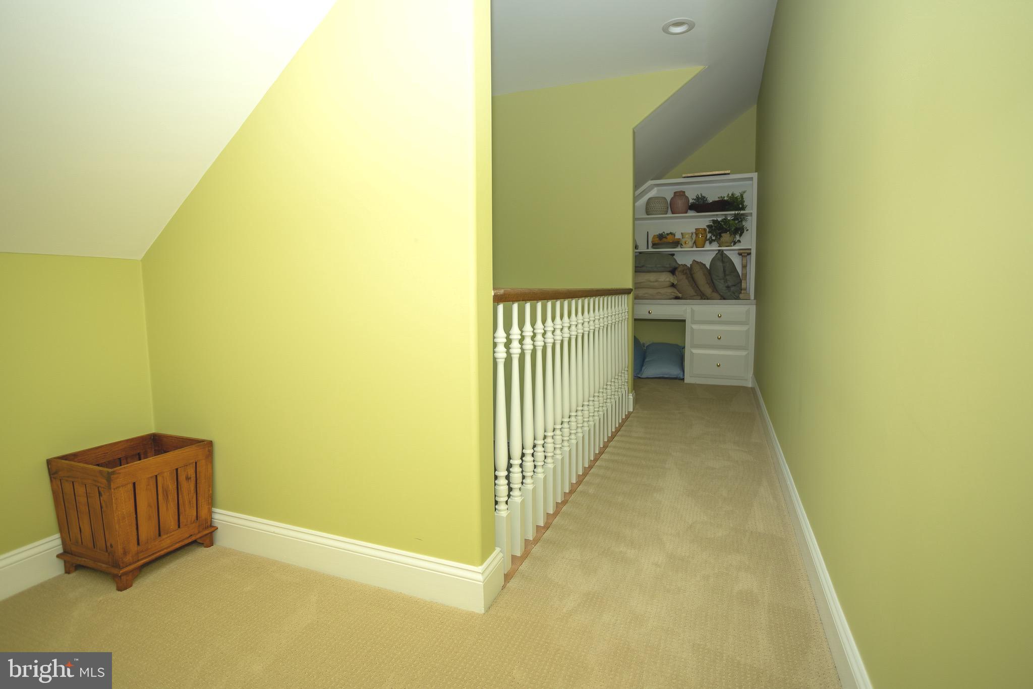 9 GREENBRIAR CIRCLE