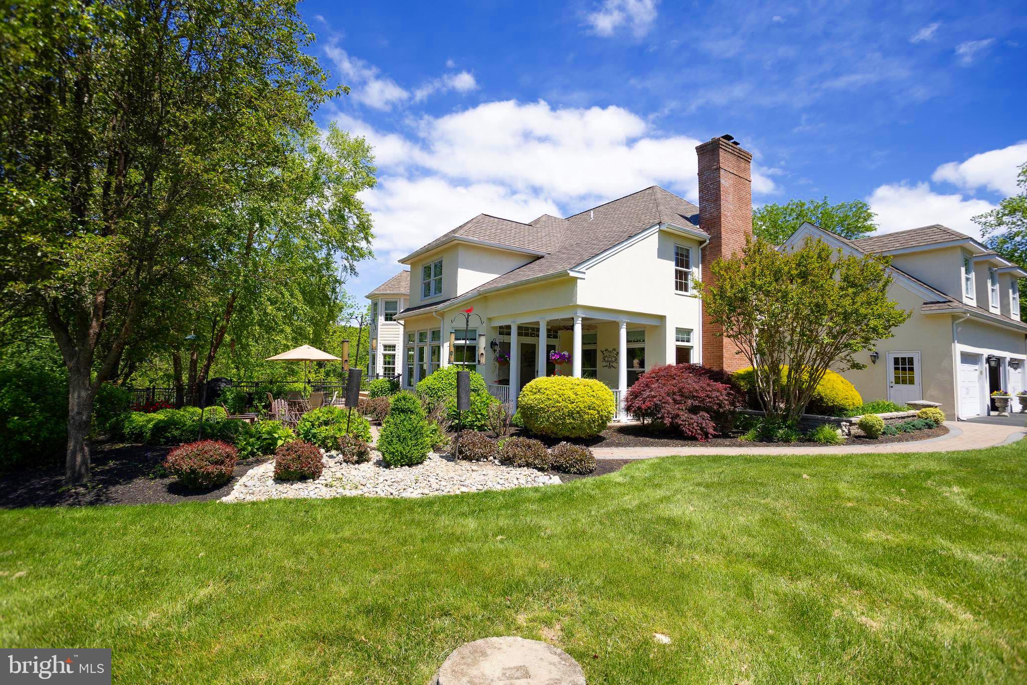 9 GREENBRIAR CIRCLE