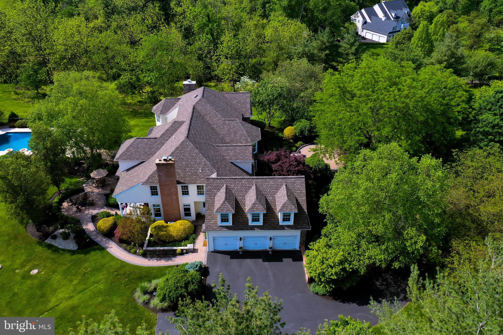 9 GREENBRIAR CIRCLE