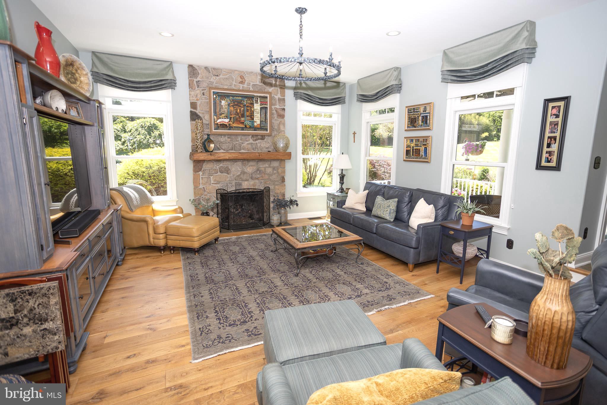 9 GREENBRIAR CIRCLE