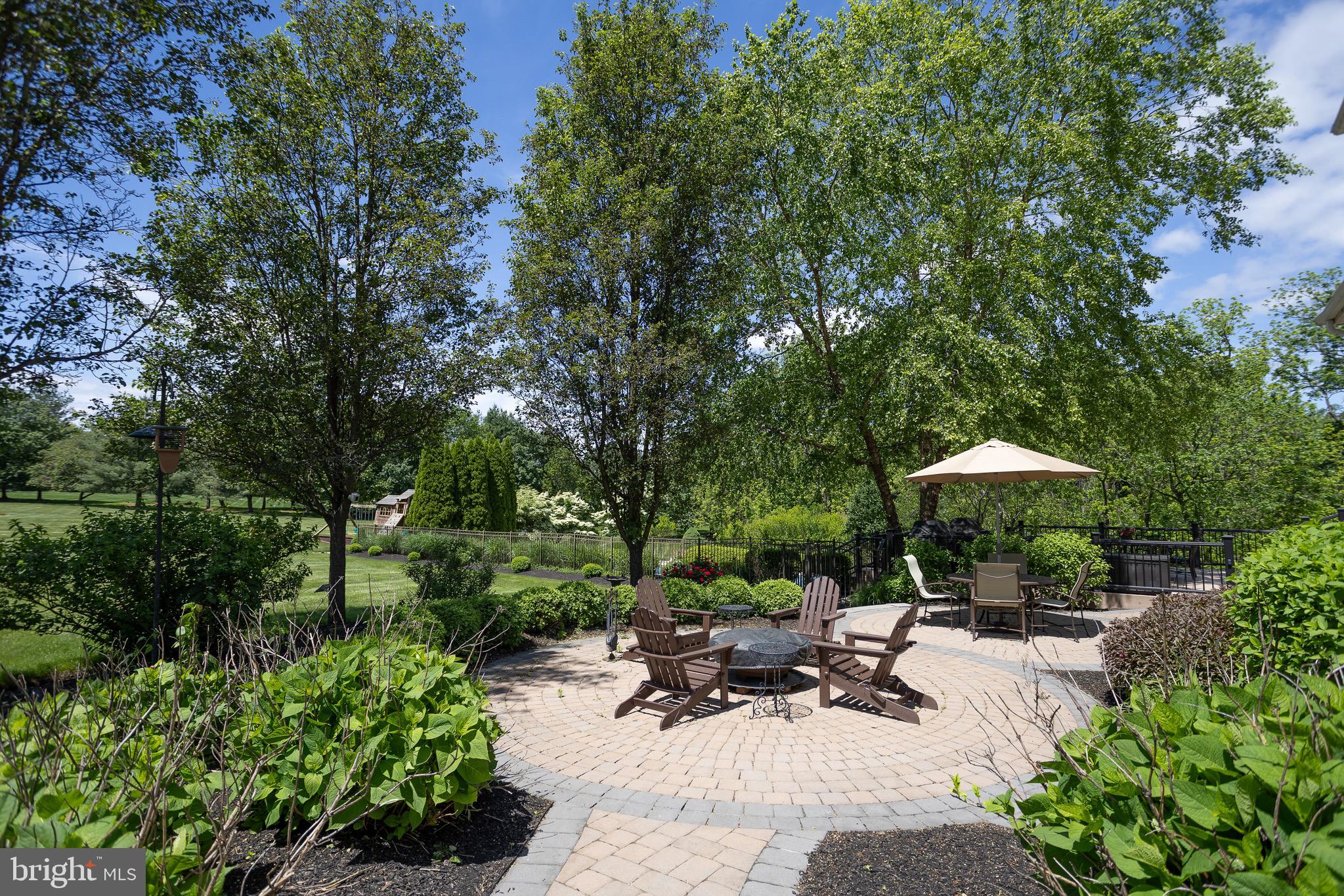 9 GREENBRIAR CIRCLE