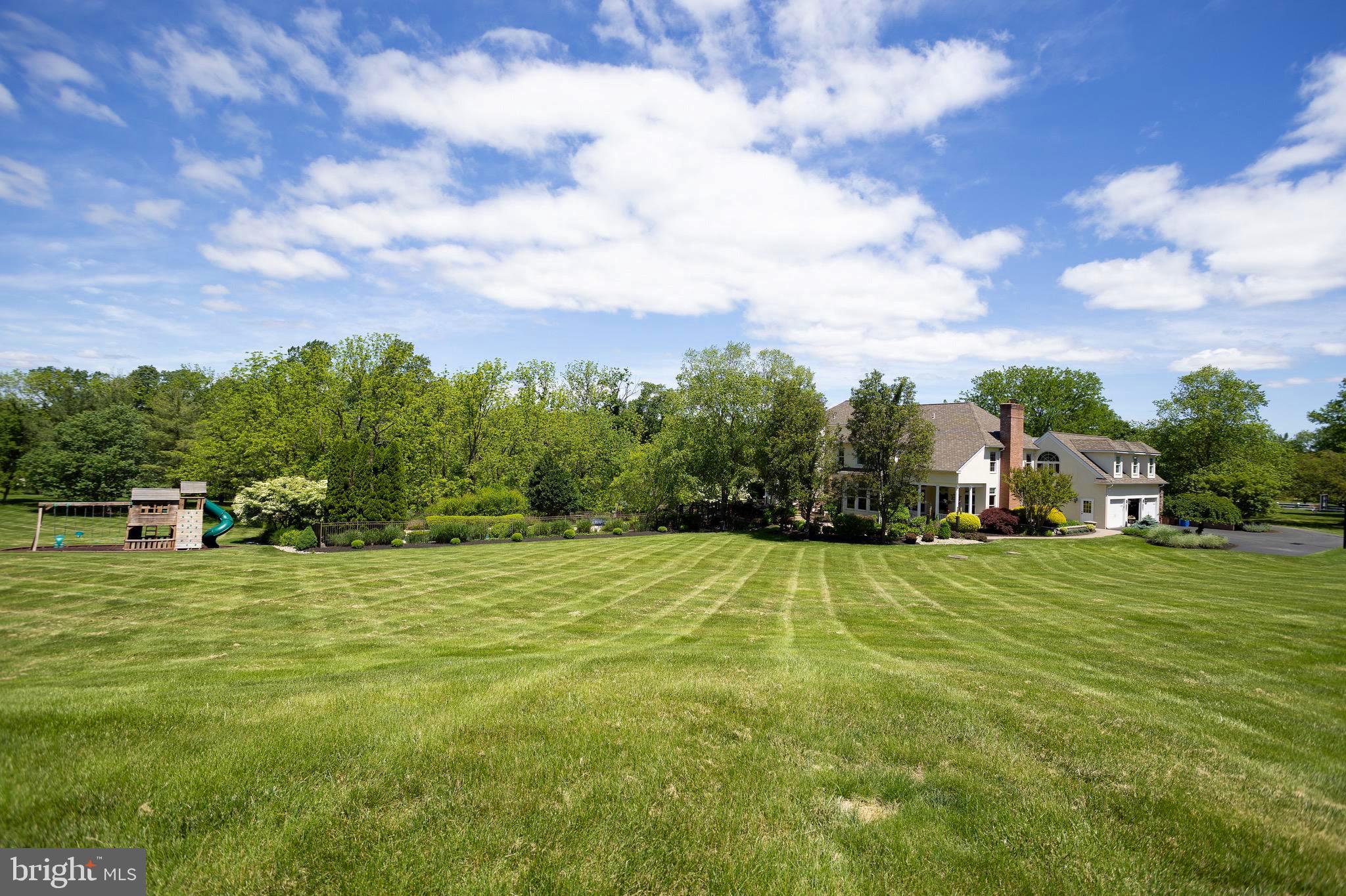 9 GREENBRIAR CIRCLE