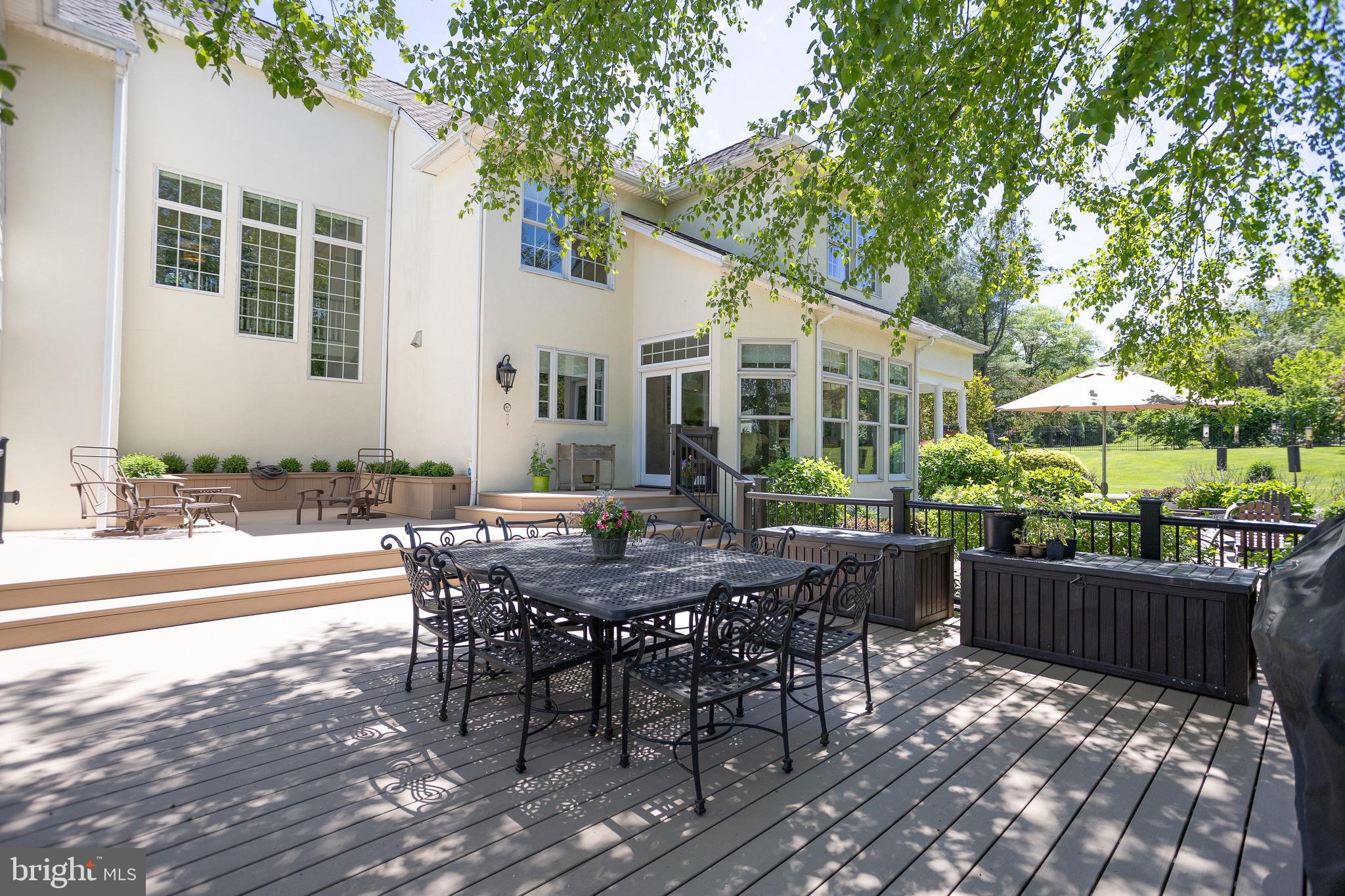 9 GREENBRIAR CIRCLE