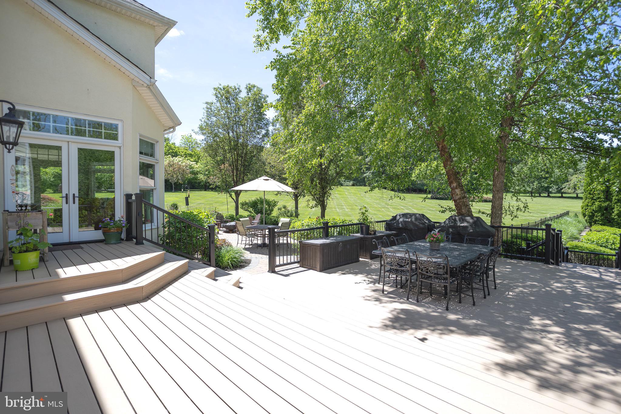 9 GREENBRIAR CIRCLE