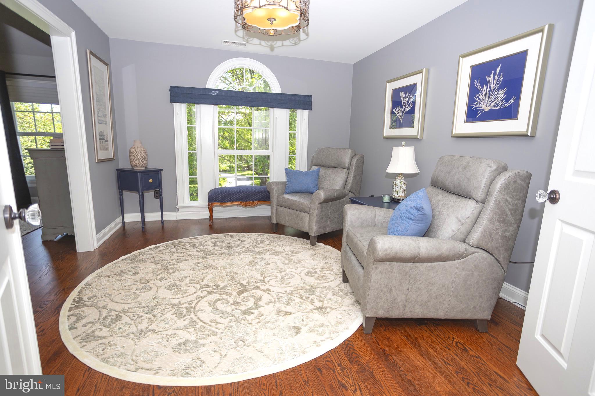 9 GREENBRIAR CIRCLE