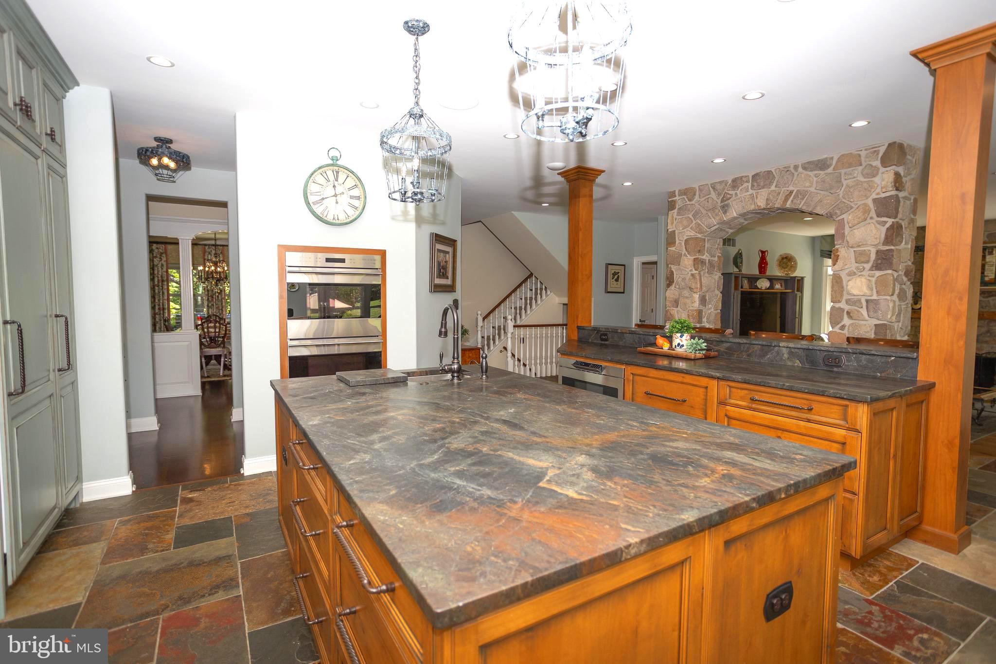 9 GREENBRIAR CIRCLE