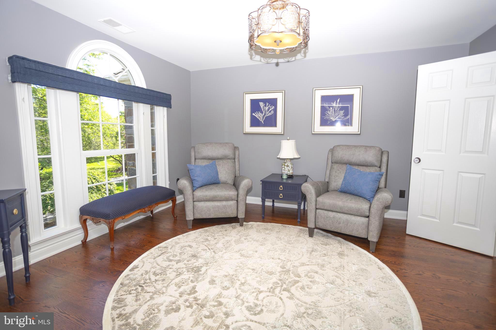 9 GREENBRIAR CIRCLE