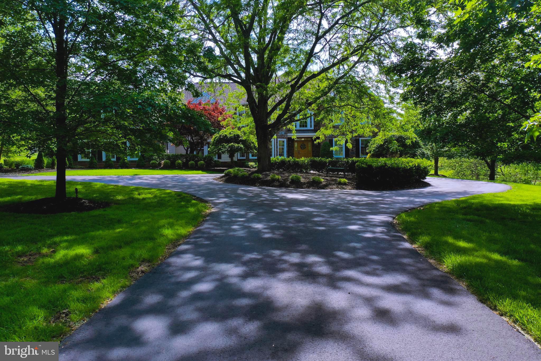 9 GREENBRIAR CIRCLE
