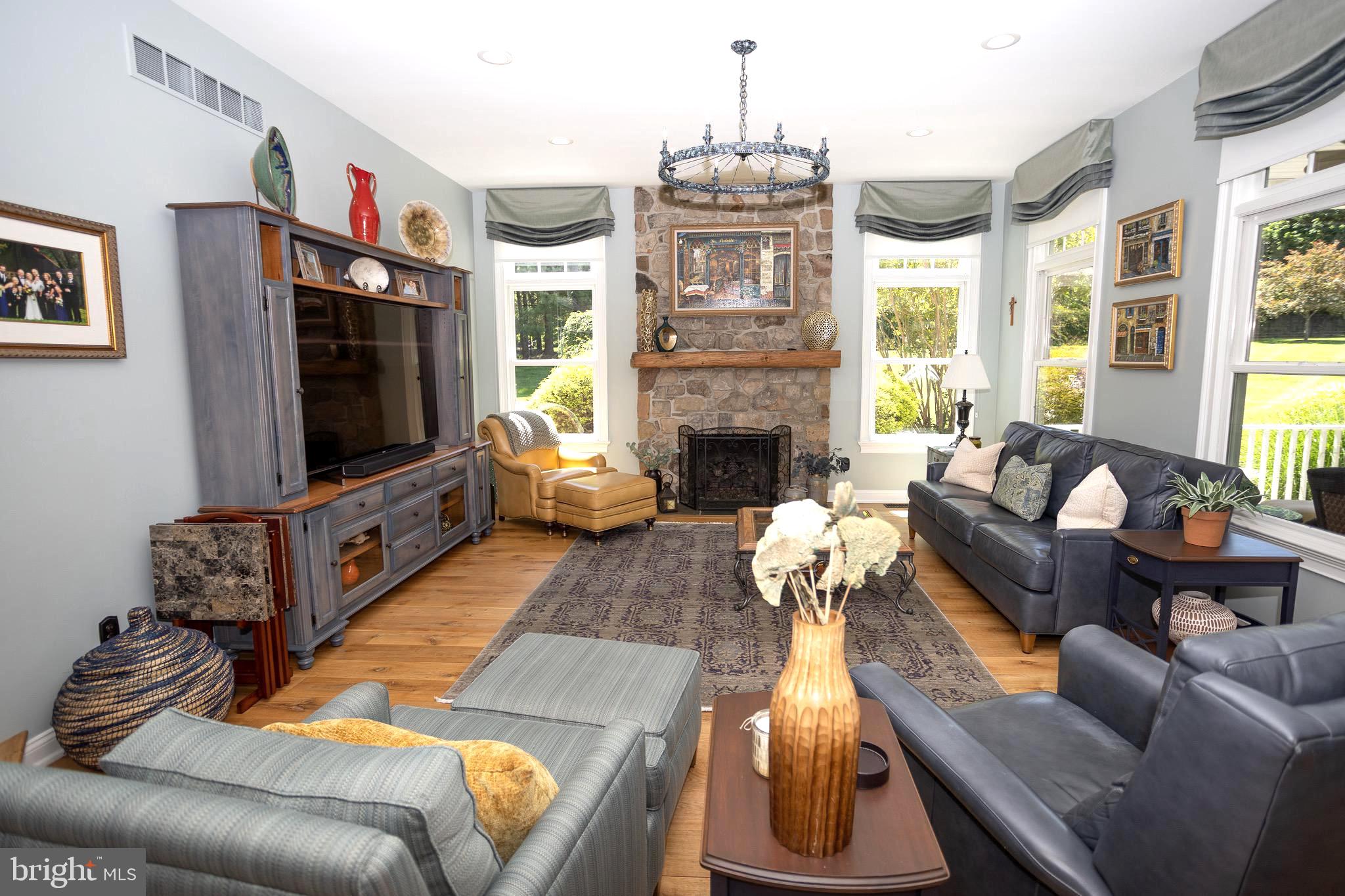 9 GREENBRIAR CIRCLE