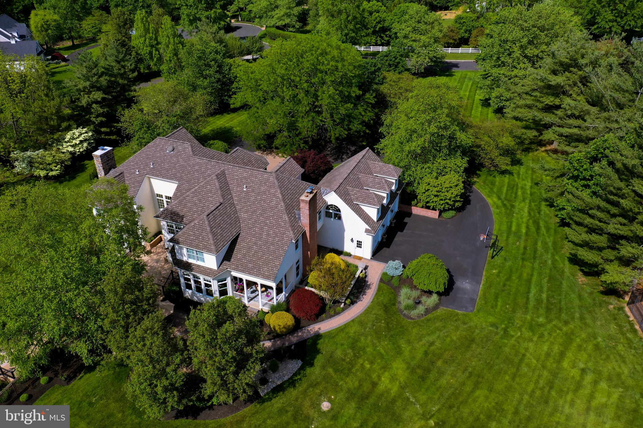9 GREENBRIAR CIRCLE