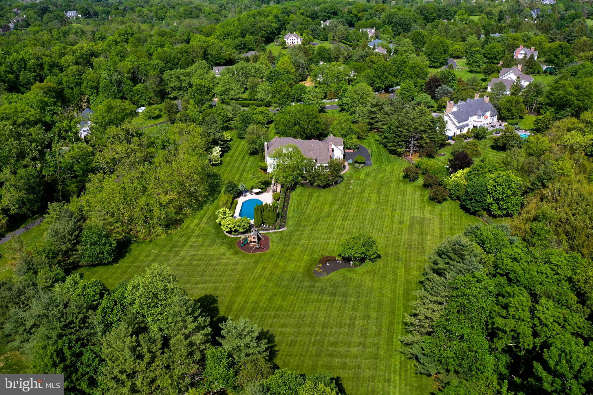 9 GREENBRIAR CIRCLE