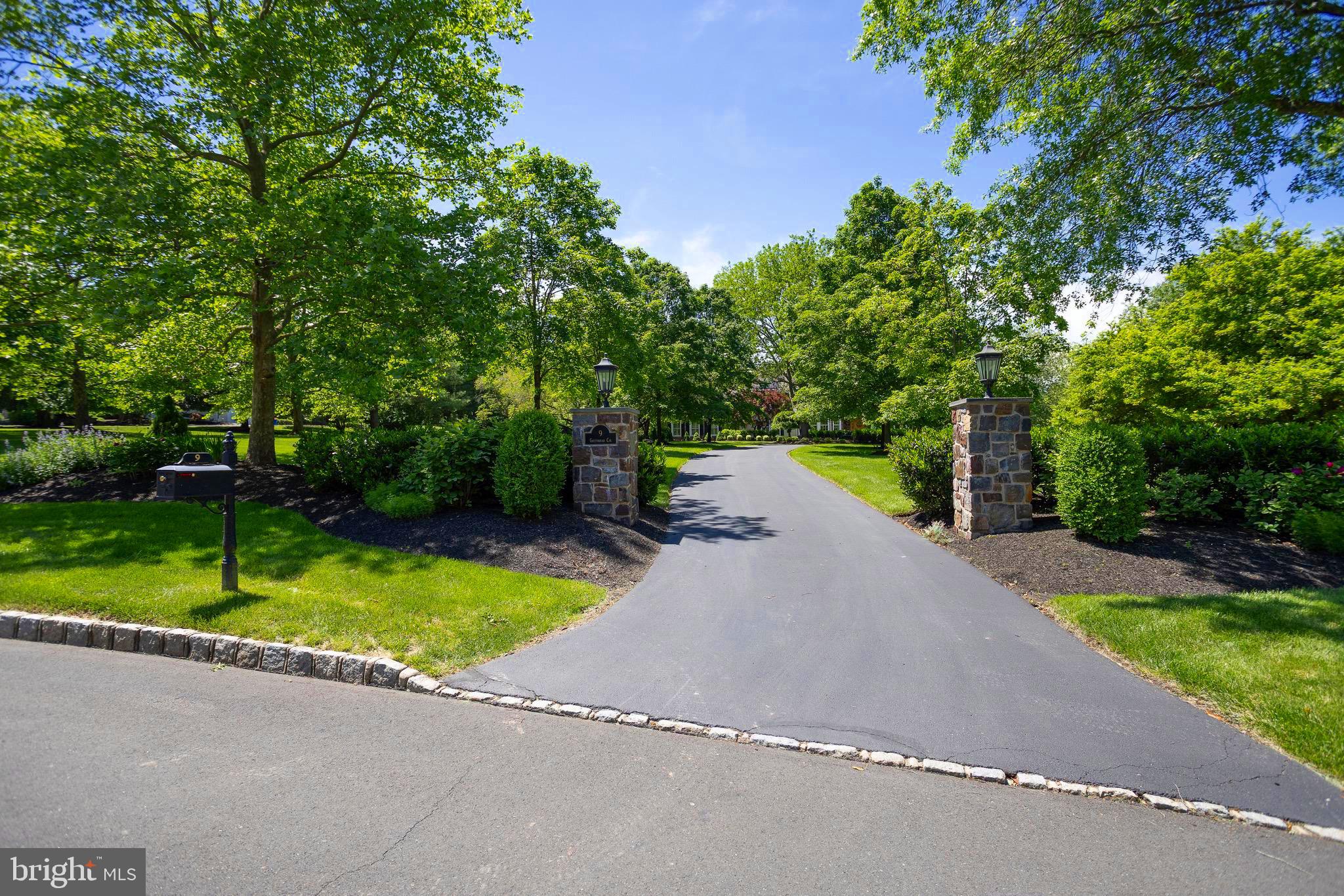 9 GREENBRIAR CIRCLE